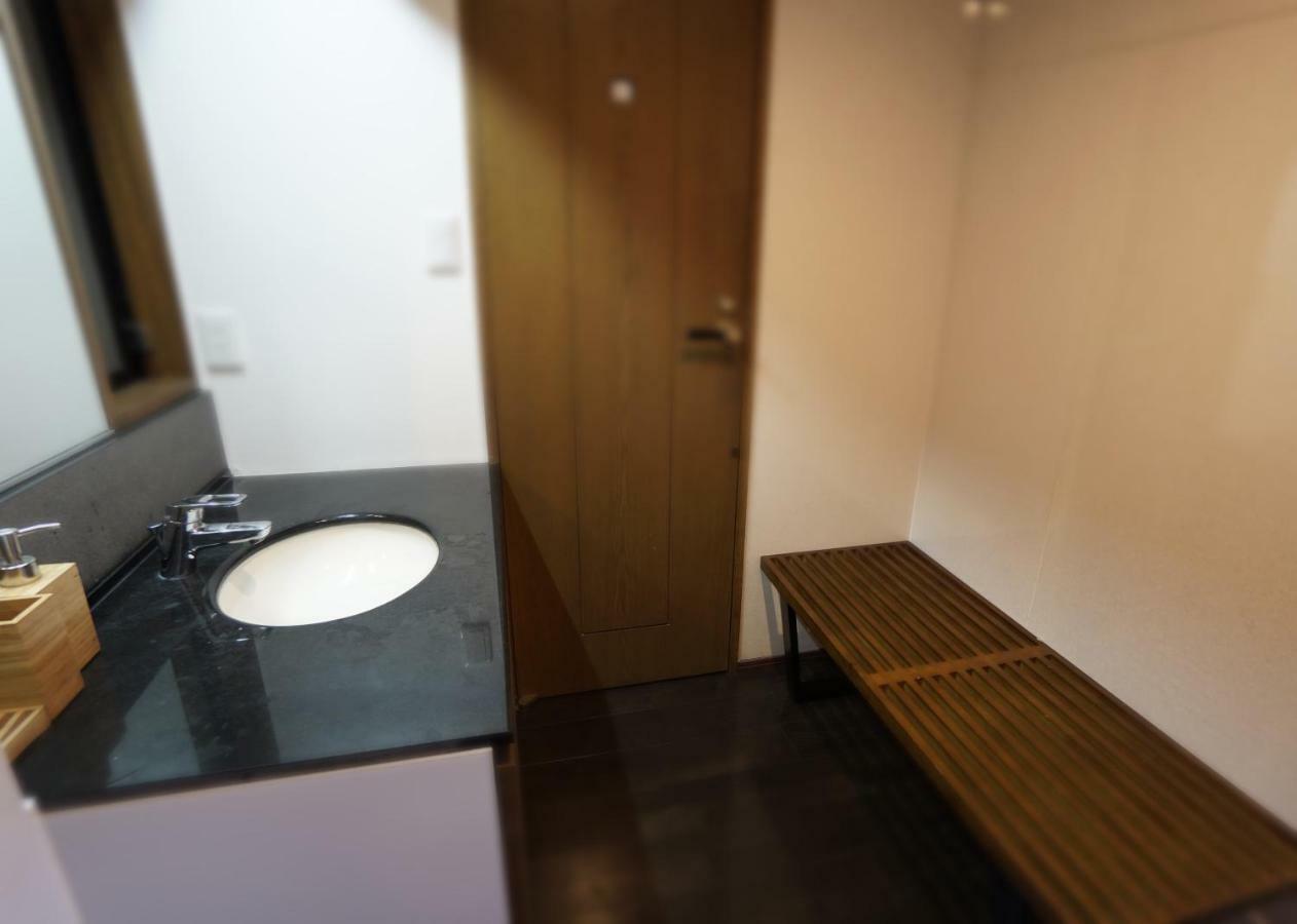 Well & Give Well, Full Building In Asakusa Appartement